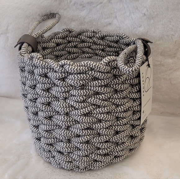 Project 62 Accent Gray Coiled Rope Fishtail Weave Basket W/Faux Leather Snap - Picture 1 of 3